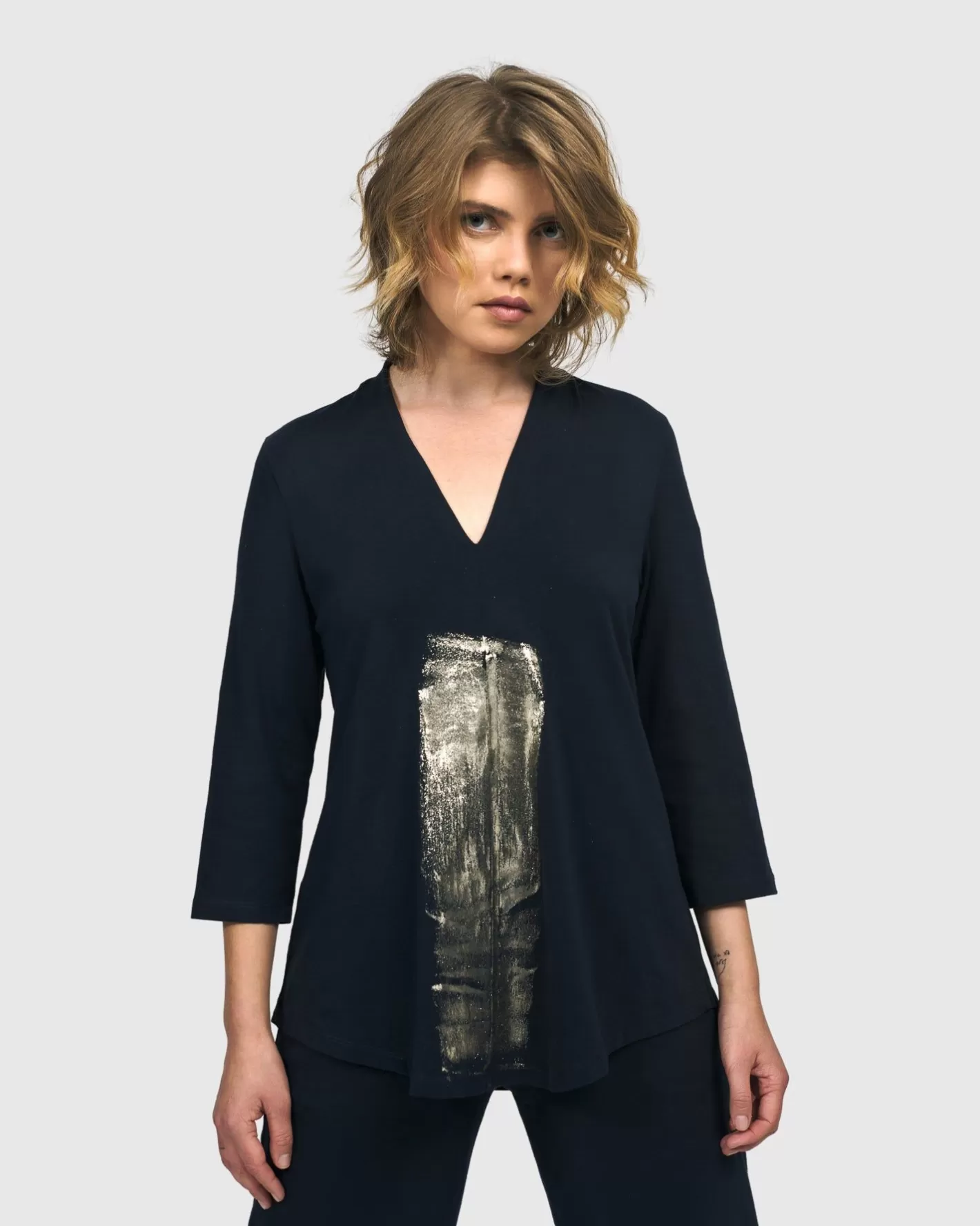 Alaska V-Neck Top, Navy-ALEMBIKA Sale