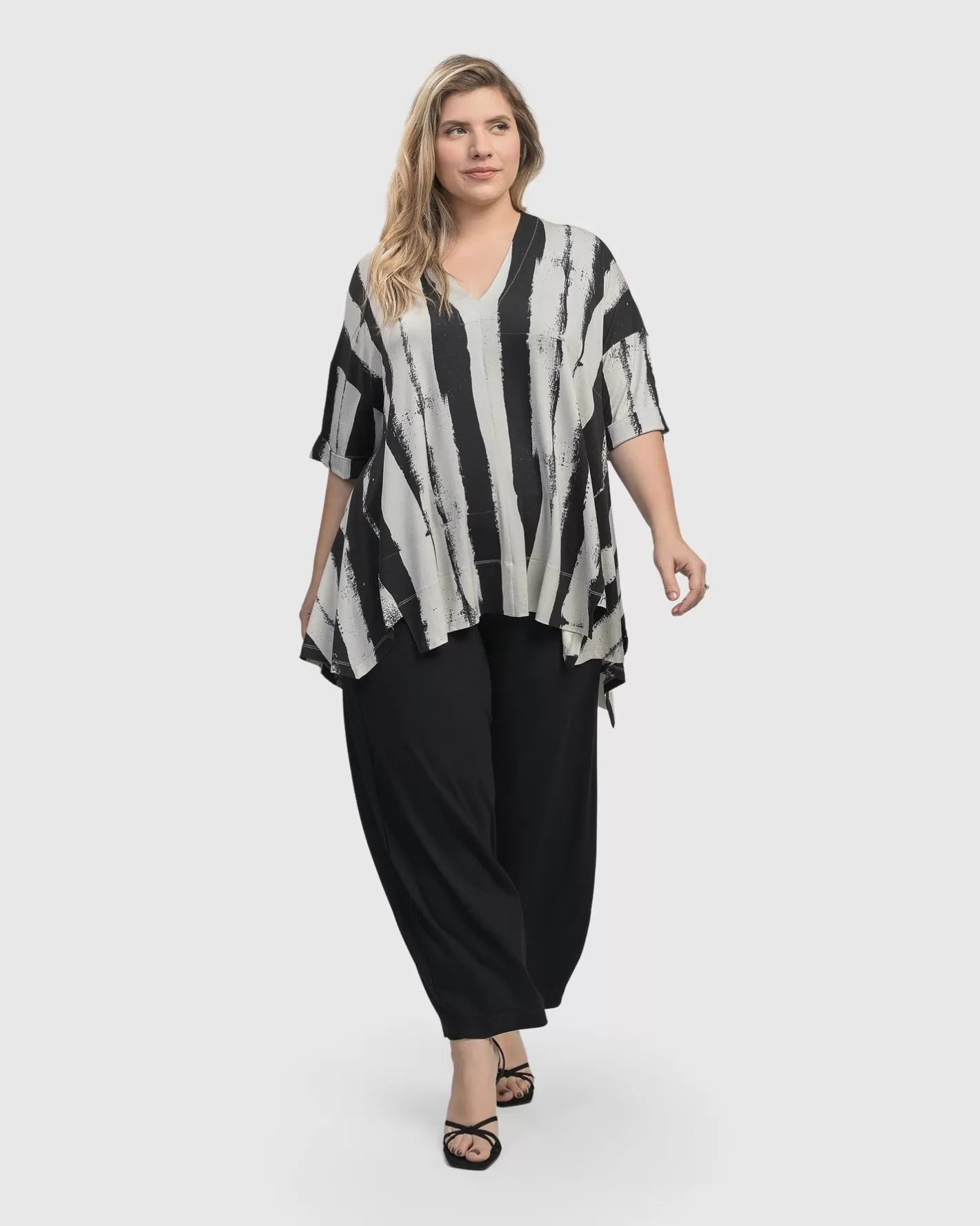 Charisma V Neck Hi-Lo Trapeze Top, Grunge-ALEMBIKA Flash Sale