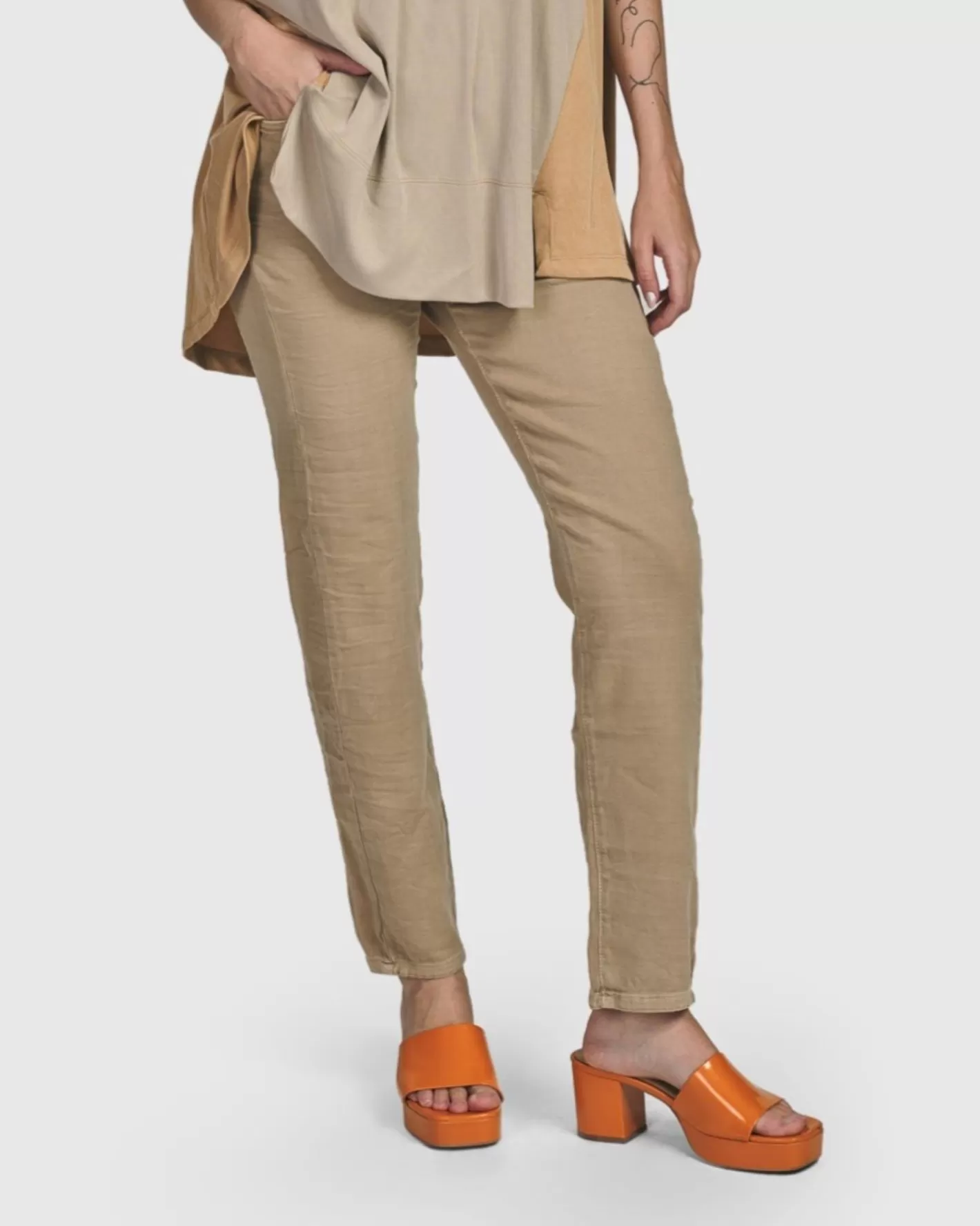 Cotton Iconic Stretch Cotton Jeans, Sand-ALEMBIKA Flash Sale