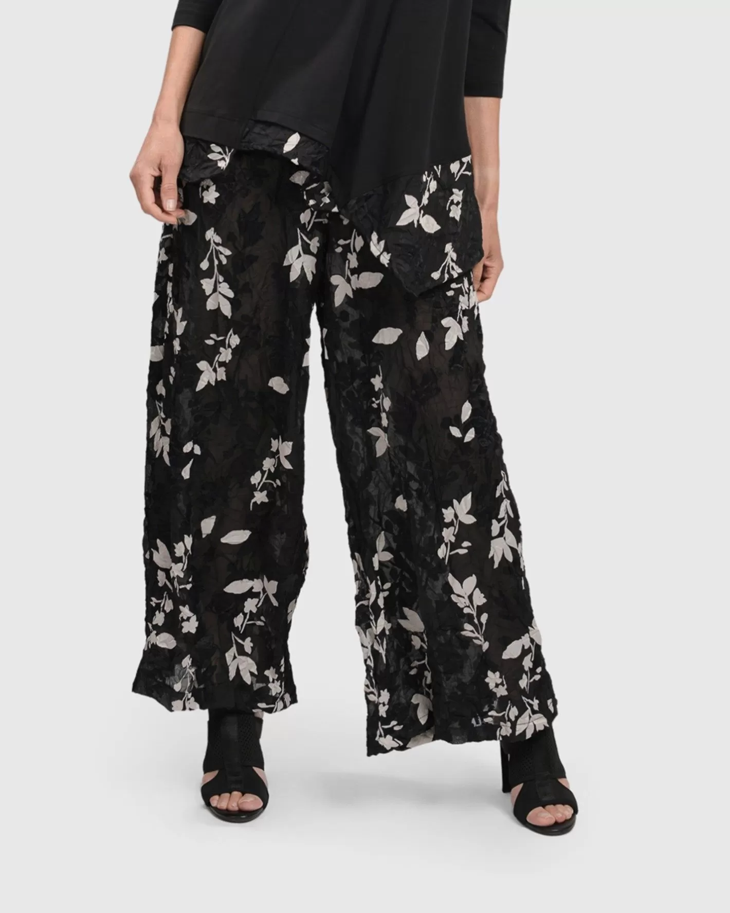 Cultured Club Palazzo Pants, Leaves-ALEMBIKA Outlet