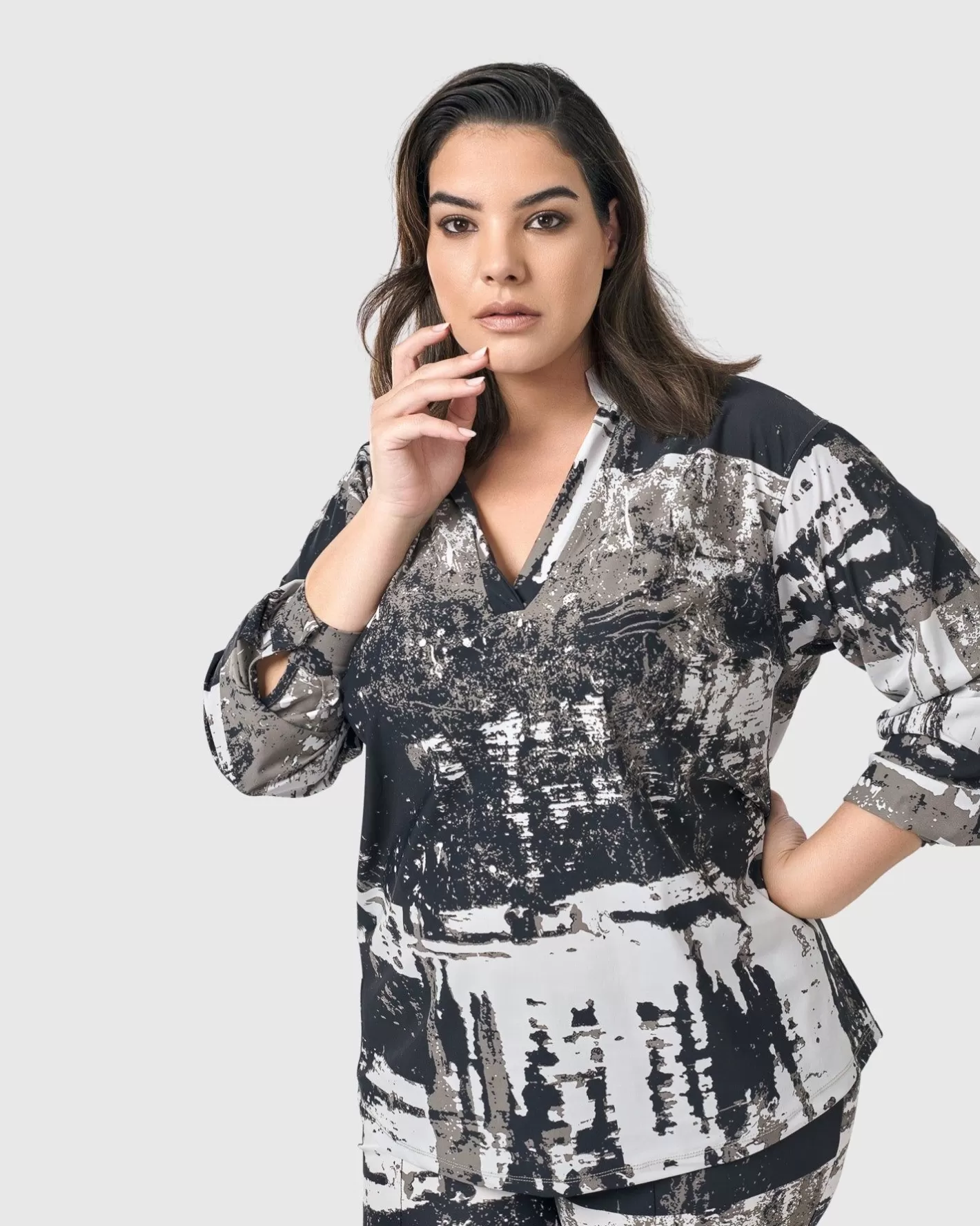 Digi V-Neck Pullover Top, Marble-ALEMBIKA Sale