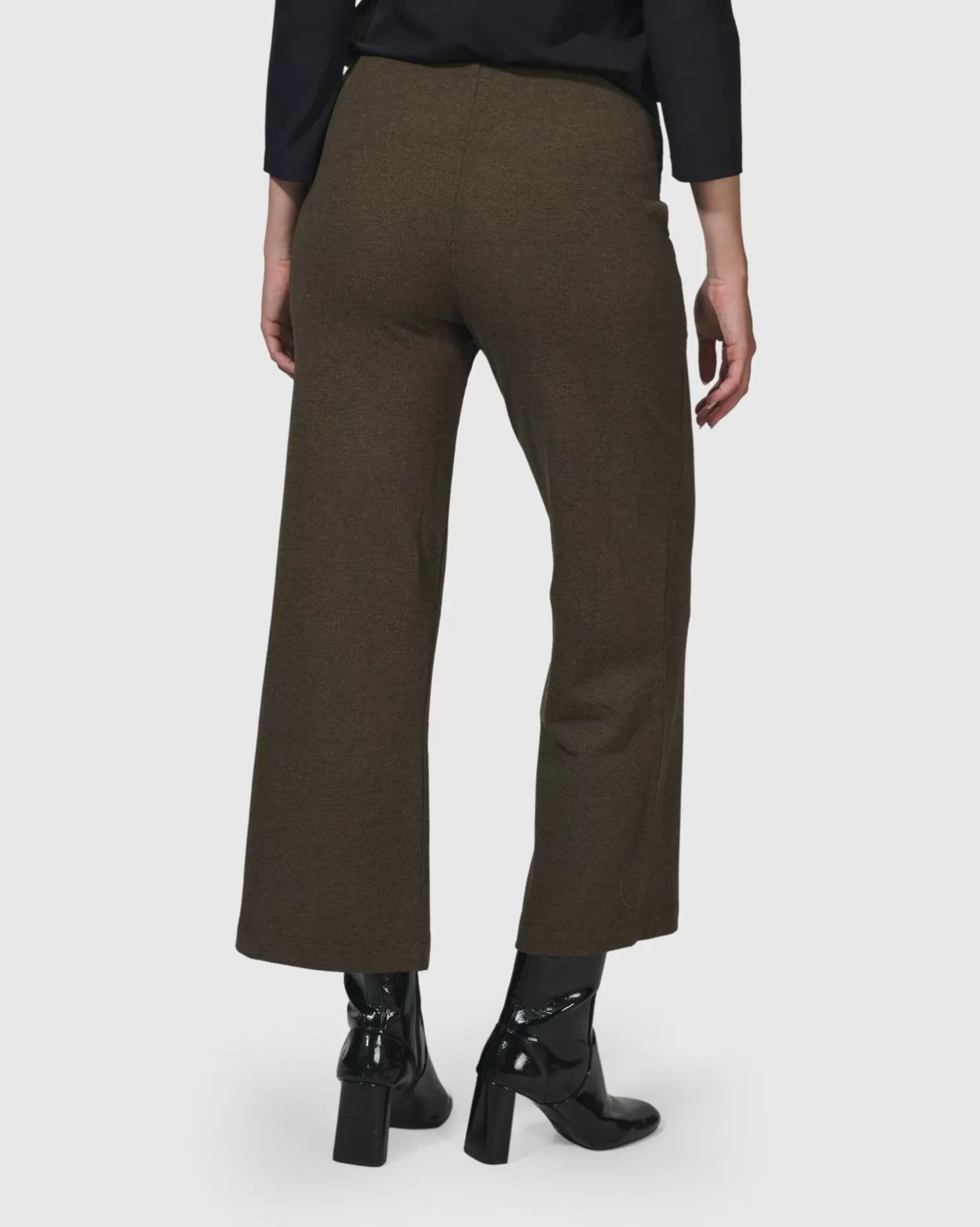 Essential Cropped Pants, Brown-ALEMBIKA Best Sale