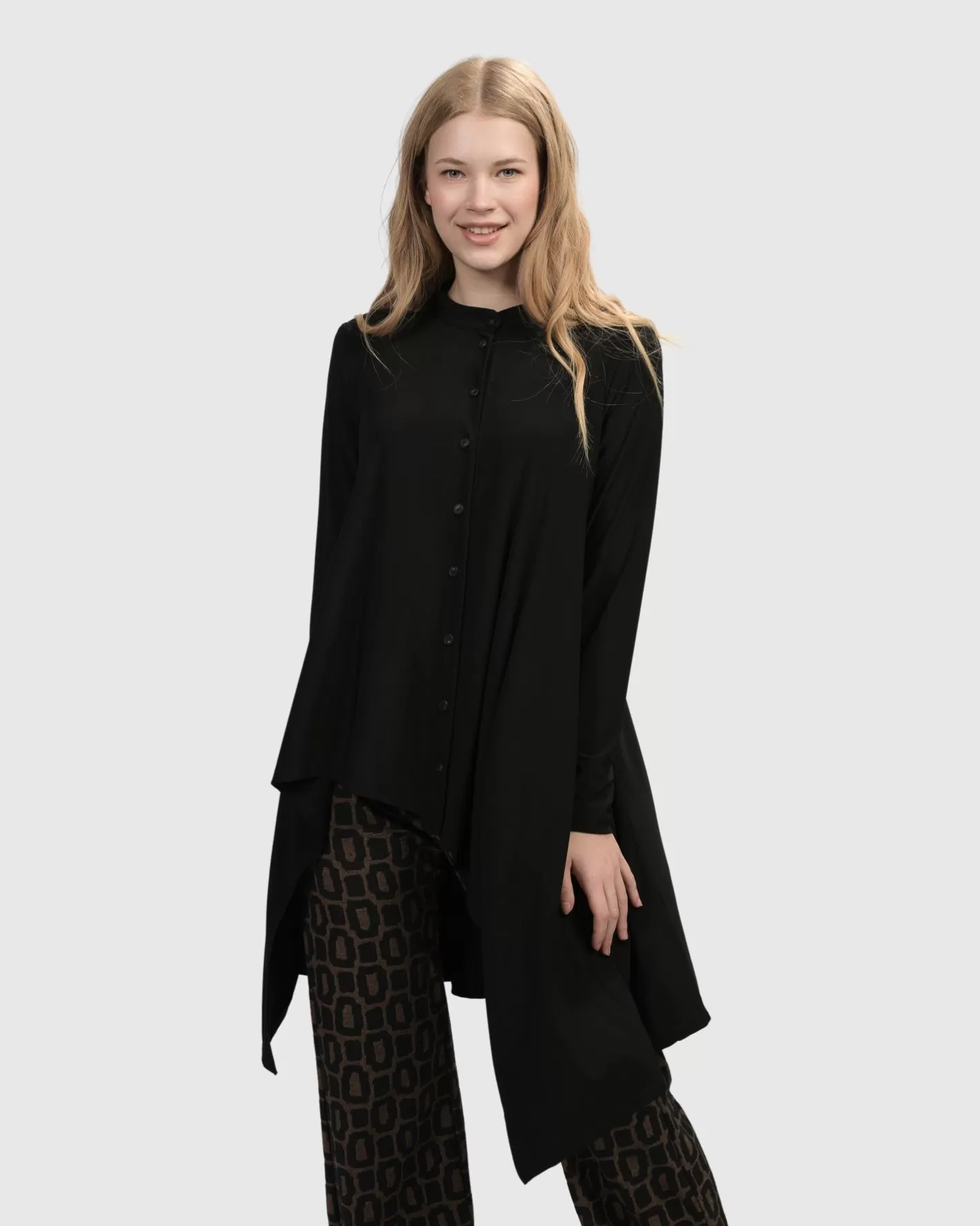 Essential Hi-Lo Button Down Top, Black-ALEMBIKA Store