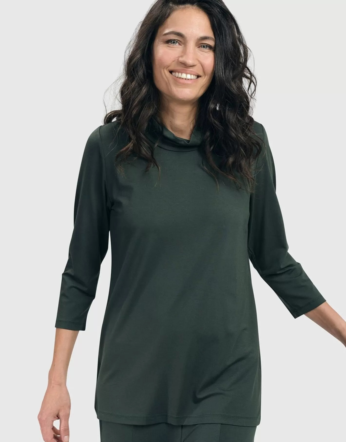 Essential Mockneck Top, Green-ALEMBIKA Best