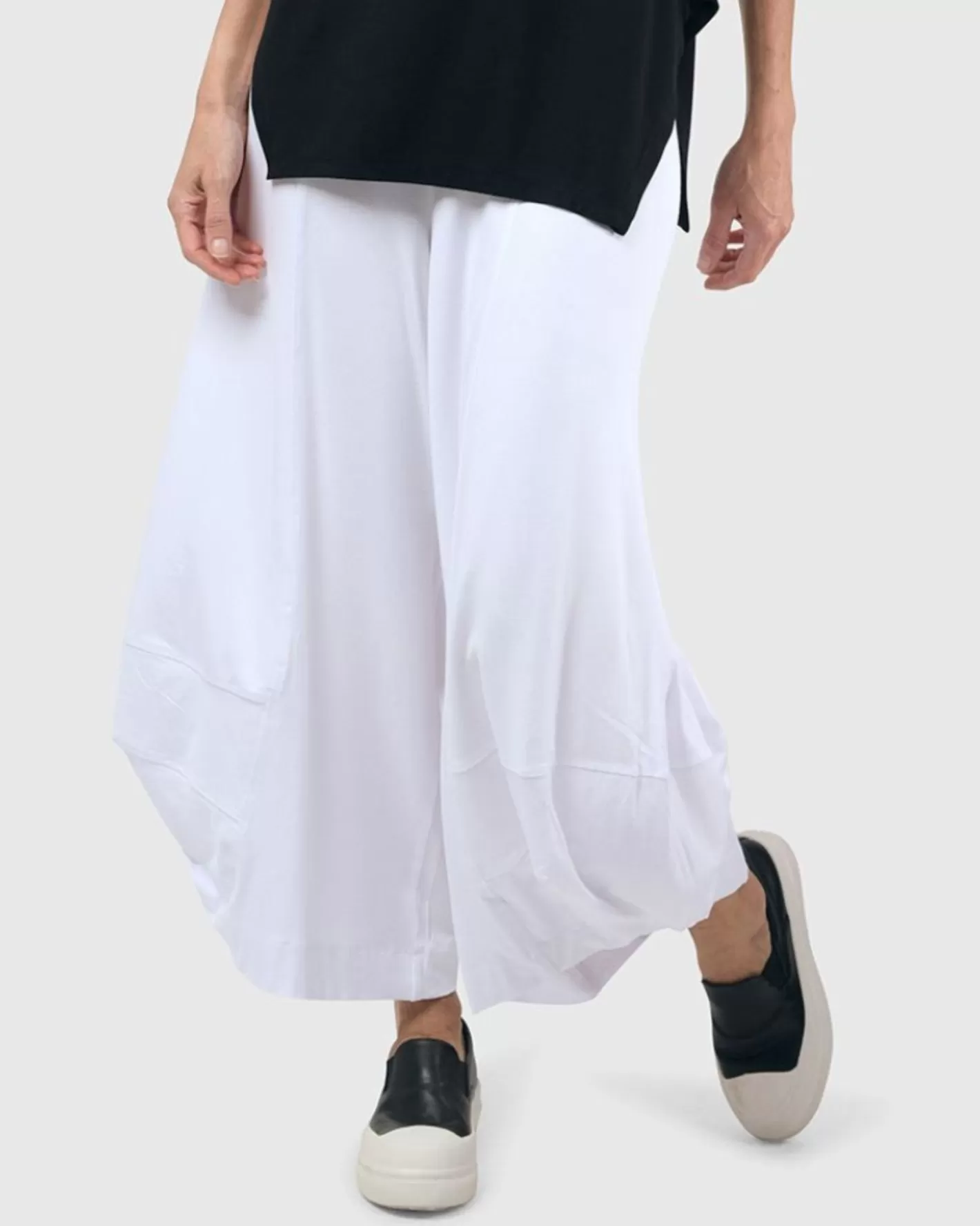 Essential Punto Pants, White-ALEMBIKA New