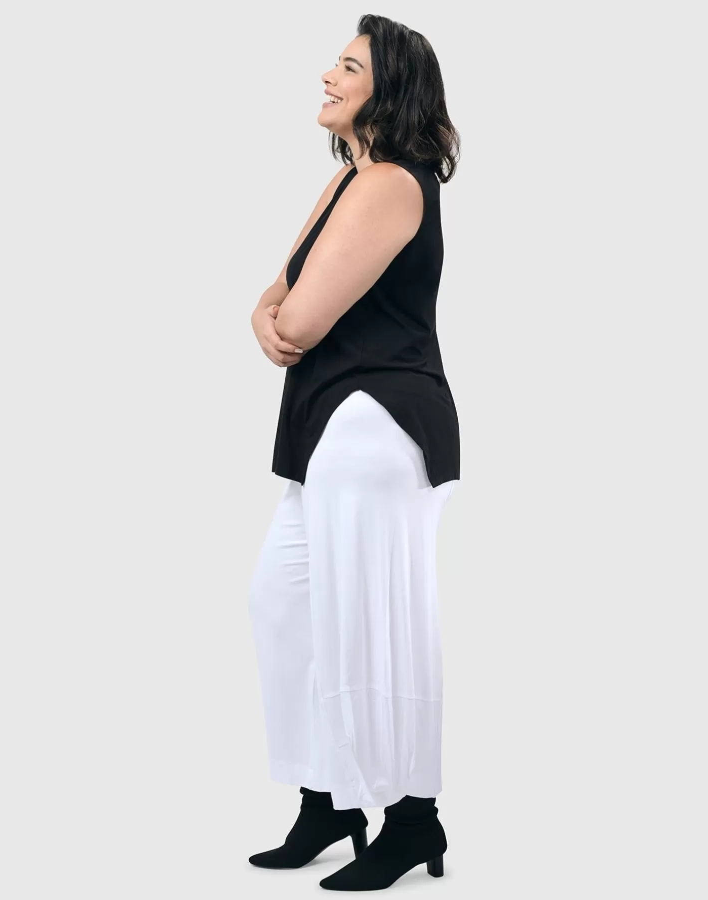 Essential Punto Pants, White-ALEMBIKA New