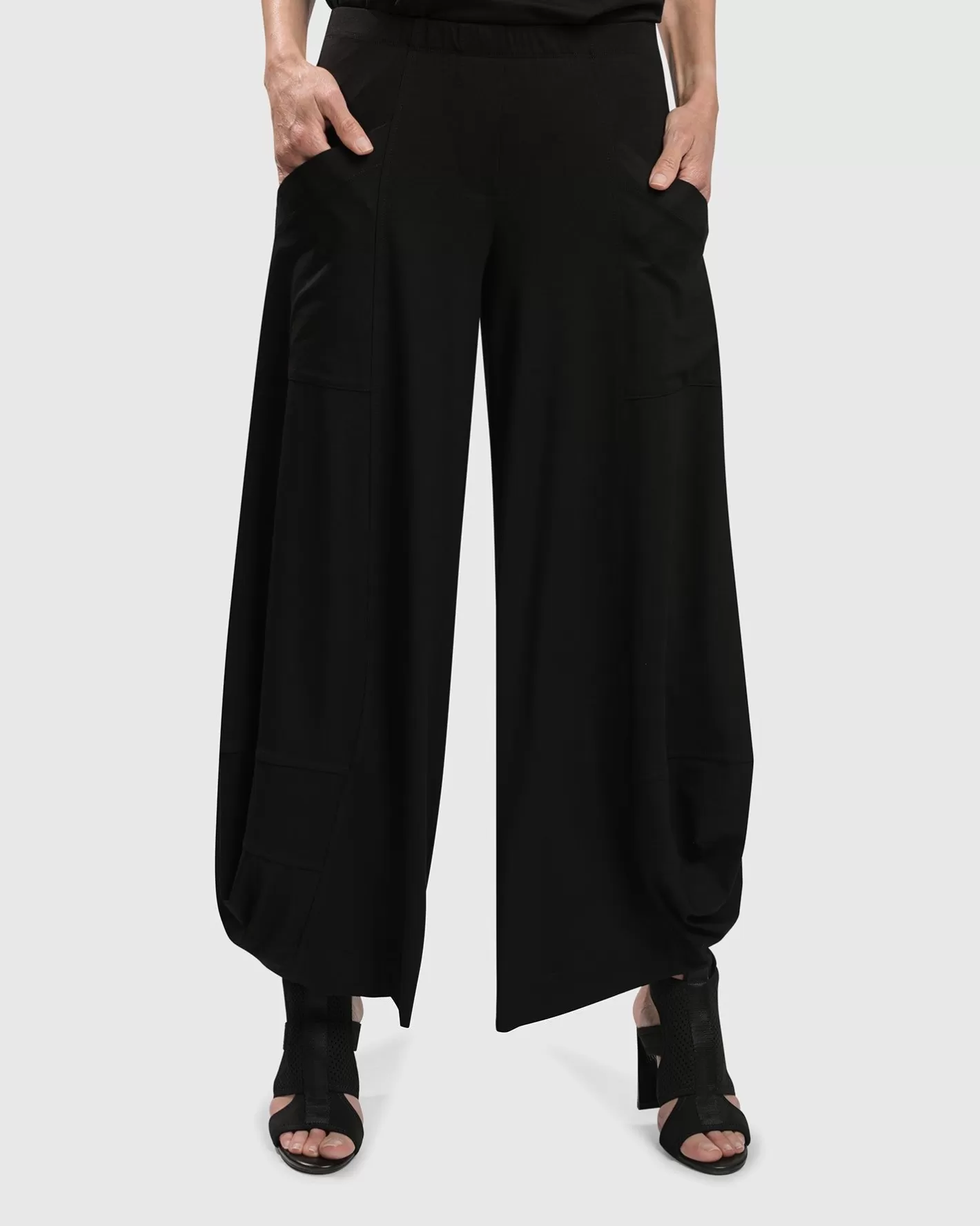 Essential Punto Pockets Pants, Black-ALEMBIKA Sale