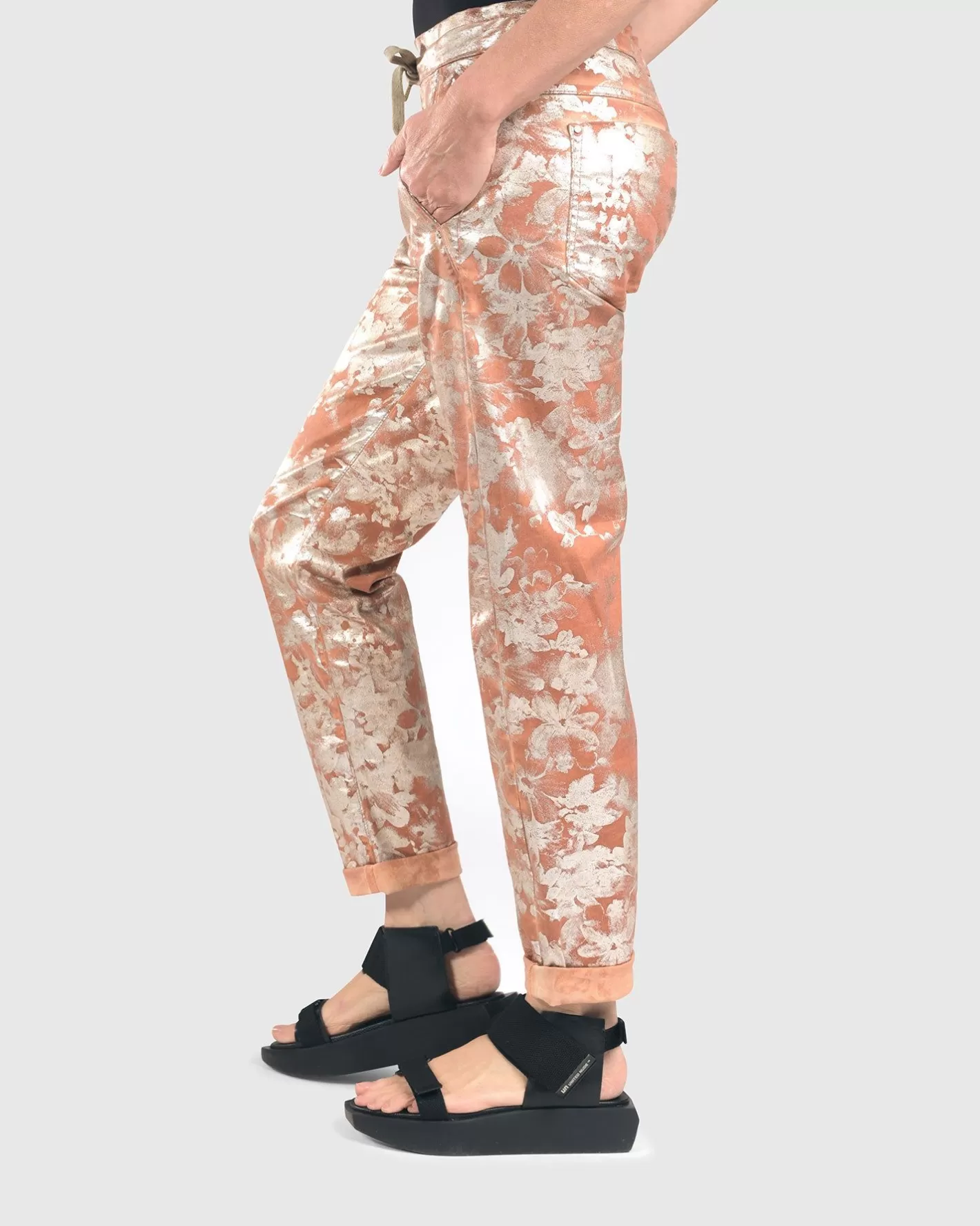 Floral Iconic Stretch Jeans, Rust-ALEMBIKA Shop