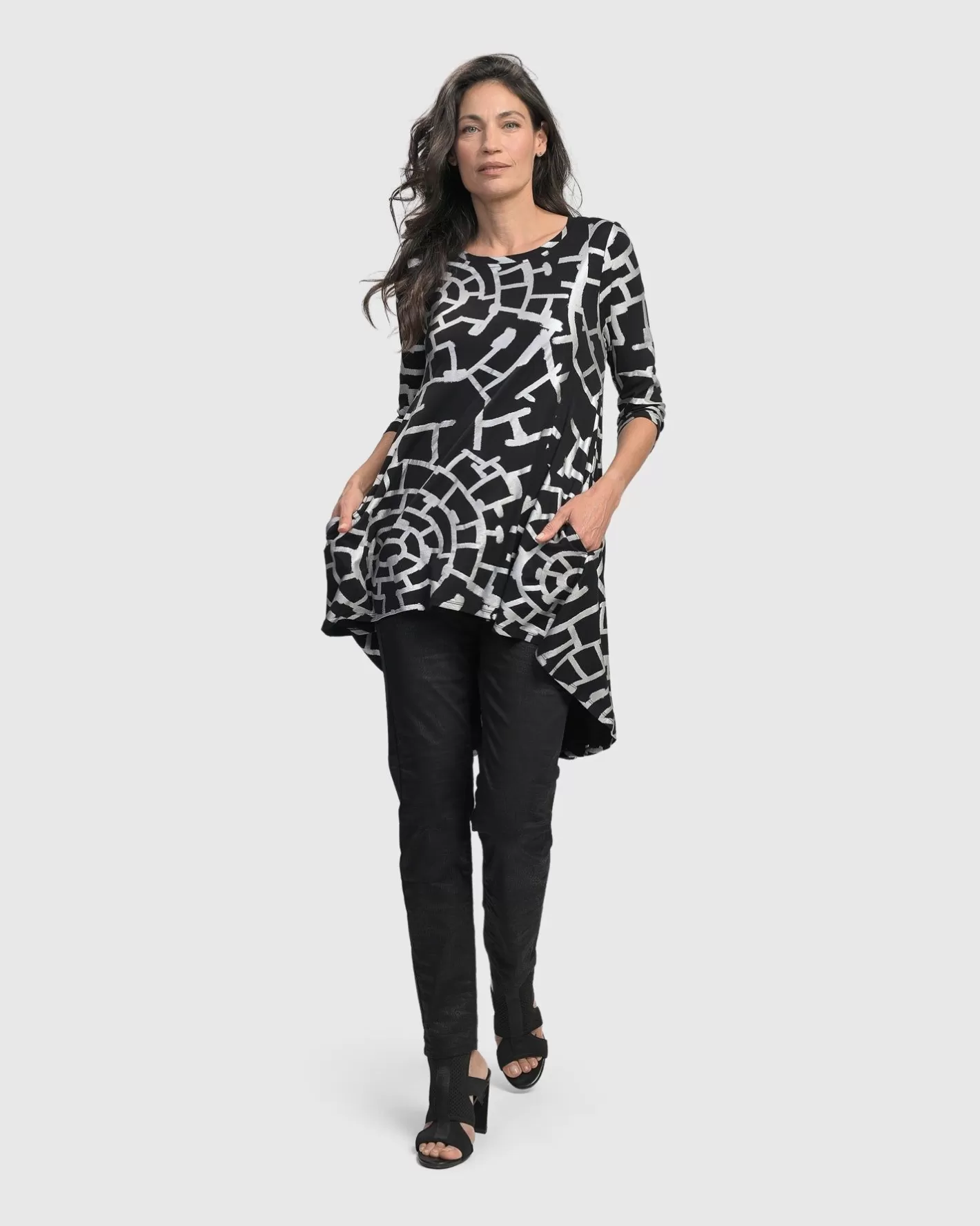 Hypnotic Hi-Lo Tunic Top, Silver-ALEMBIKA Outlet