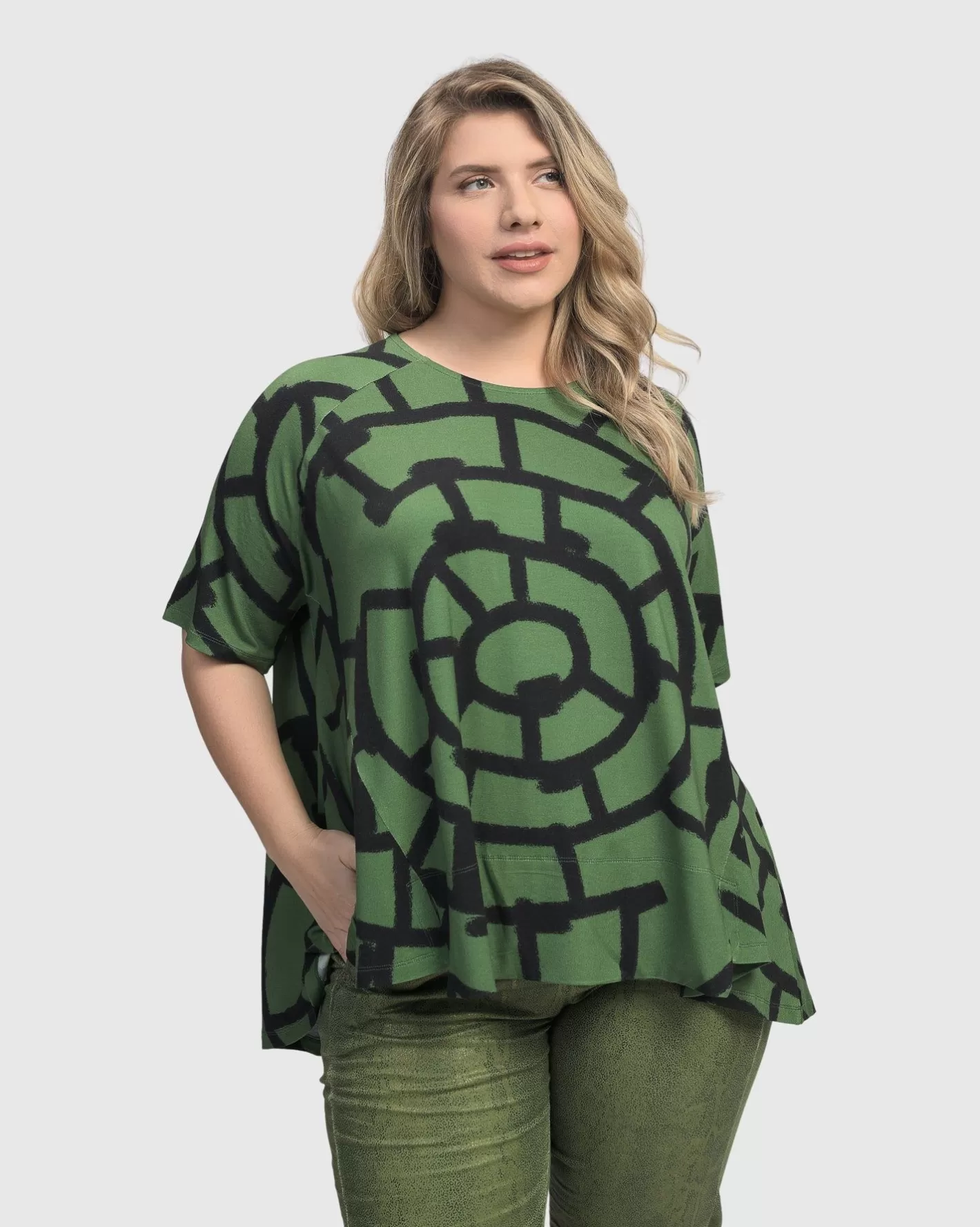 Hypnotic Swing Tunic Top, Clover-ALEMBIKA Best Sale