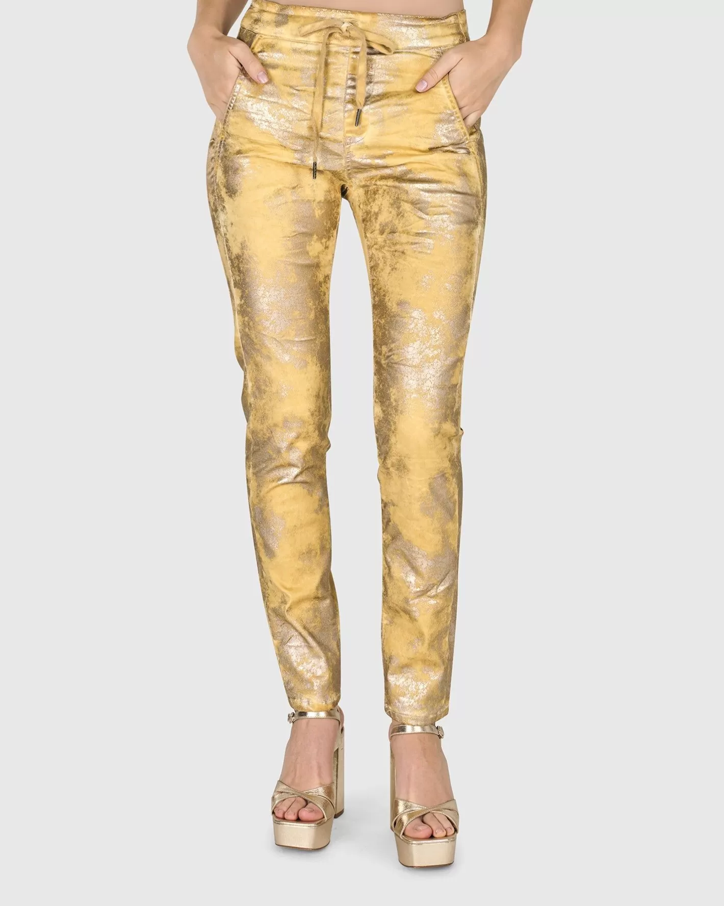 Iconic Stretch Jeans, Honey Gold-ALEMBIKA Online