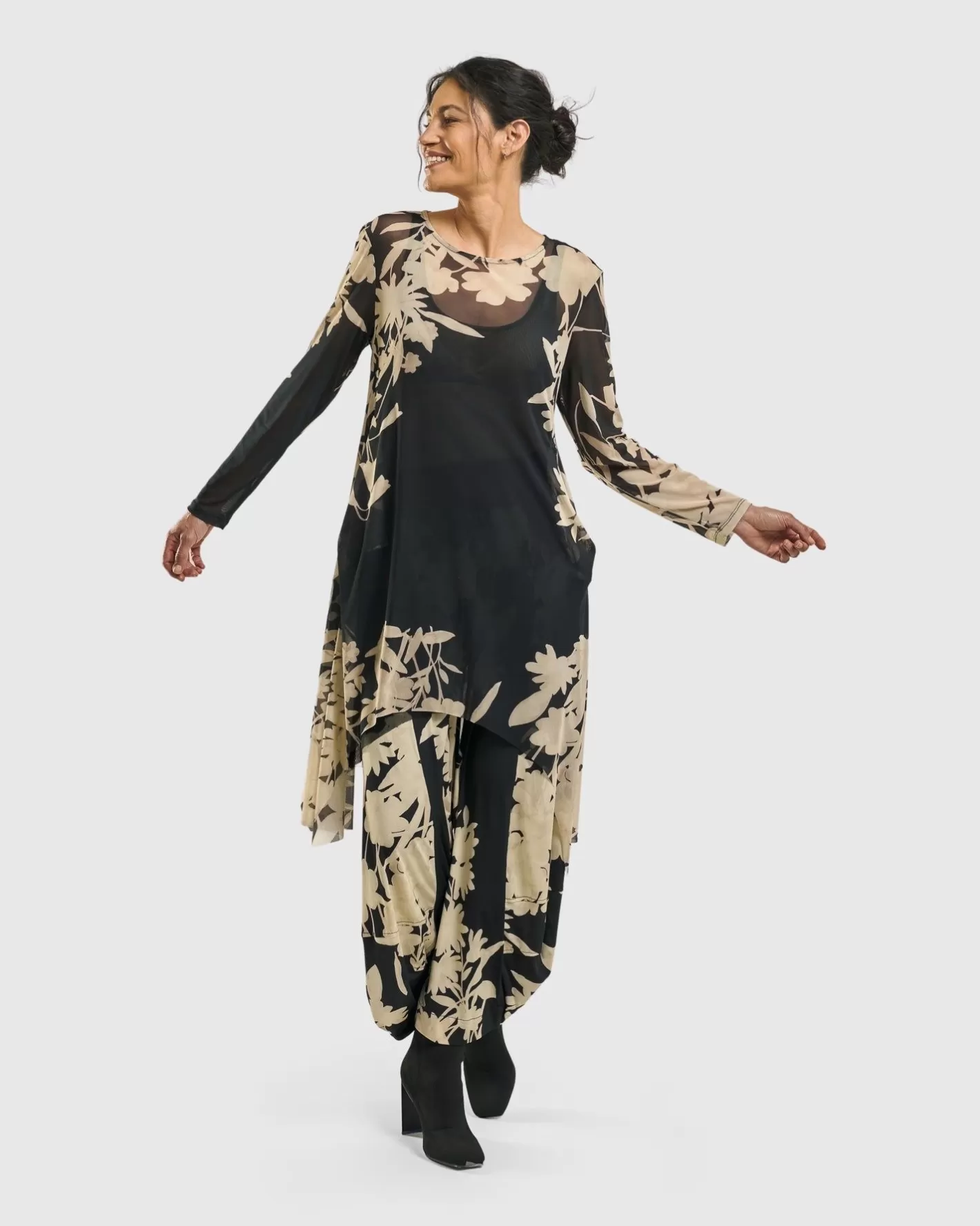 Lilia Tunic Top, Floral-ALEMBIKA Flash Sale