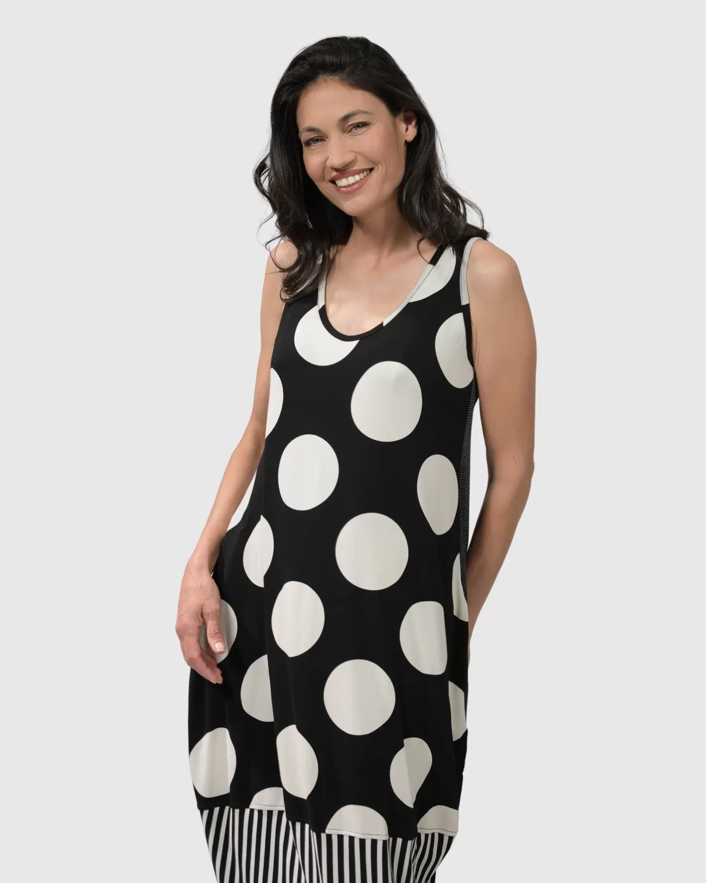 Minnie Sleeveless Midi Dress Mono-ALEMBIKA Online