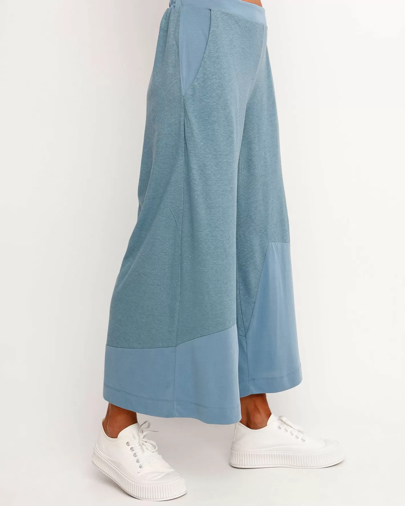 Ozai N Ku Cropped Wide Leg Pants, Azure-ALEMBIKA Discount