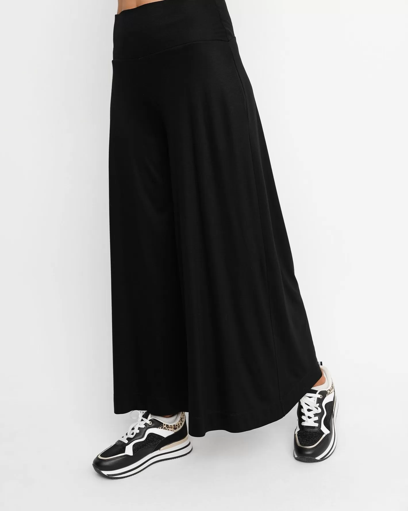 Ozai N Ku Lounge Pants, Black-ALEMBIKA Sale