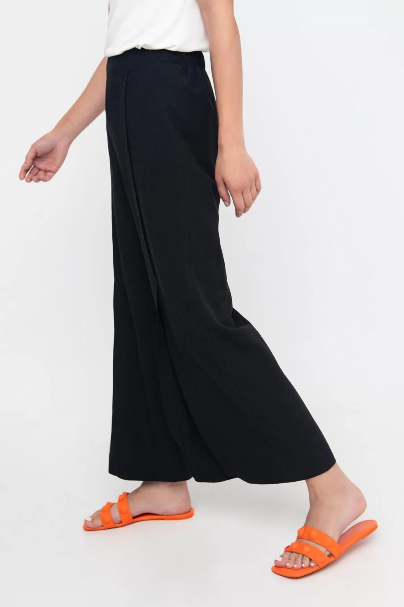 Ozai N Ku Must-Have Slit-Front Flare Pants, Black-ALEMBIKA Discount