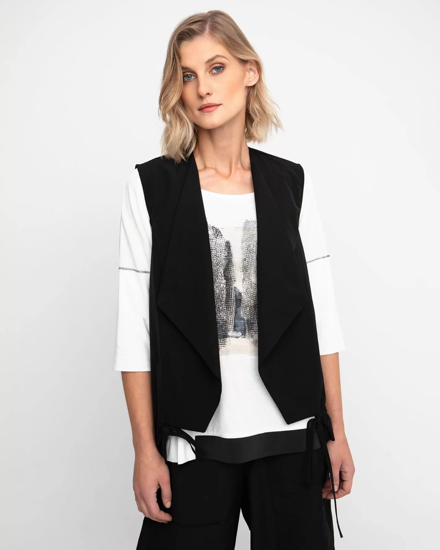 Ozai N Ku Utility Vest, Black-ALEMBIKA Outlet