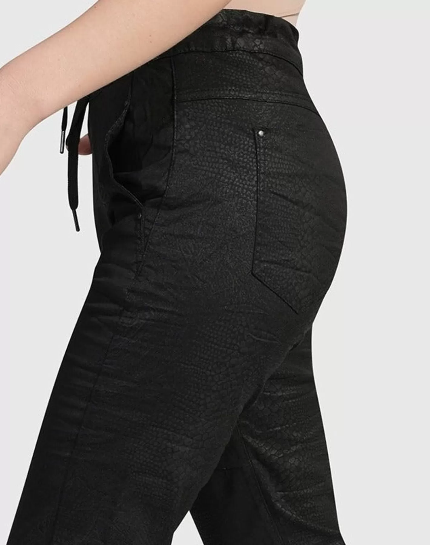 Snake Iconic Stretch Jeans, Black-ALEMBIKA Best Sale