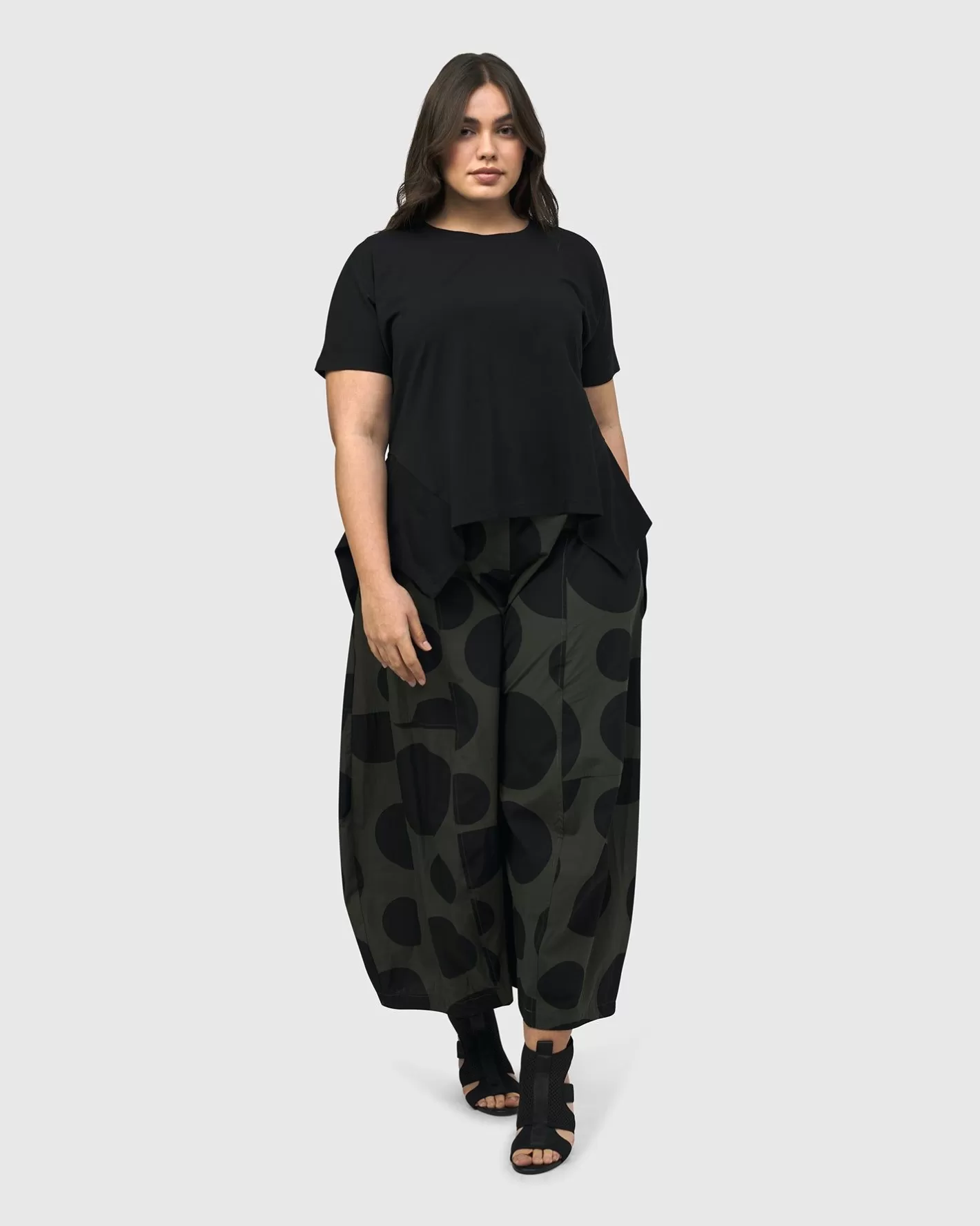 Urban Akira Balloon Pants, Khaki-ALEMBIKA Outlet