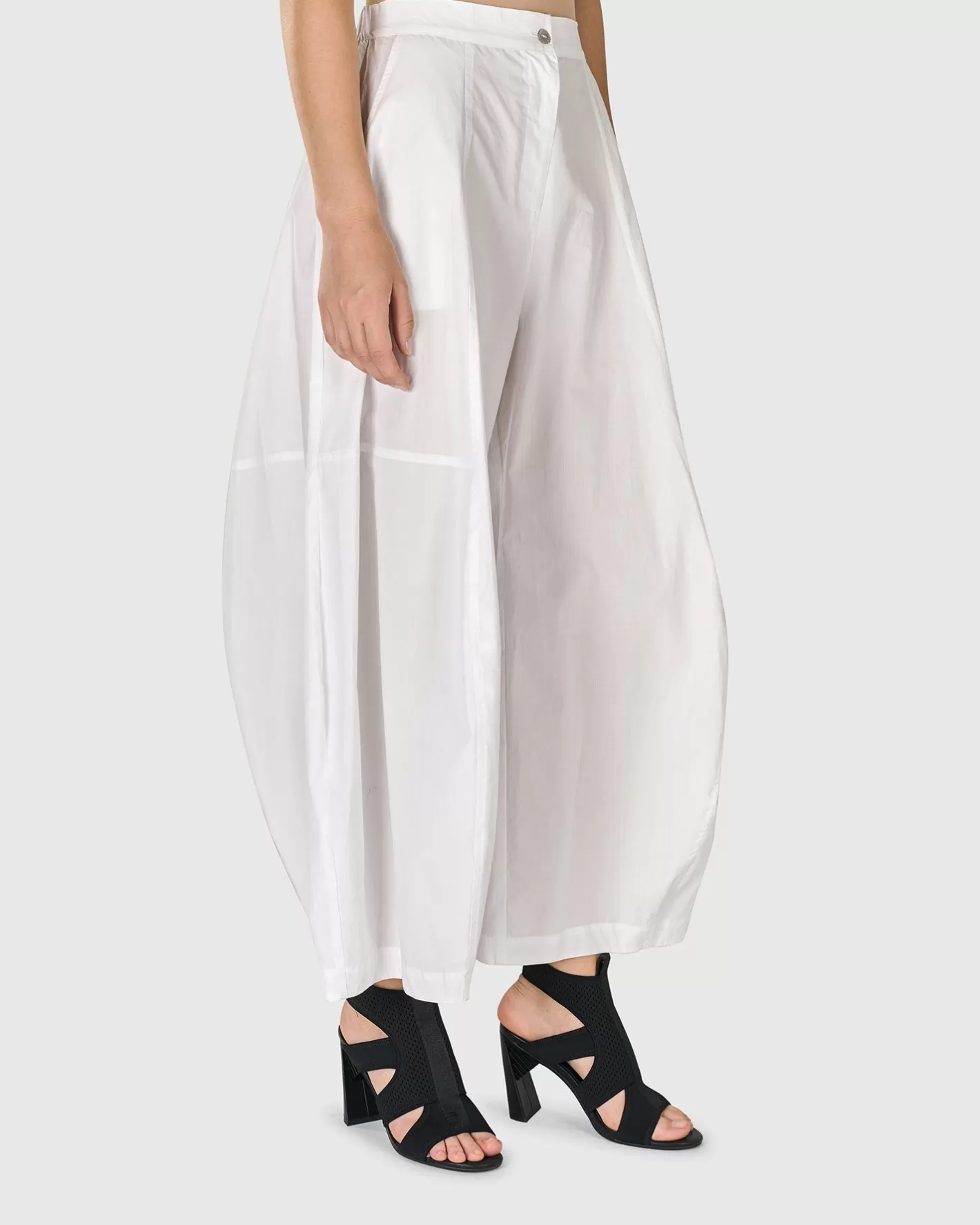 Urban Borough Balloon Pants, White-ALEMBIKA Discount