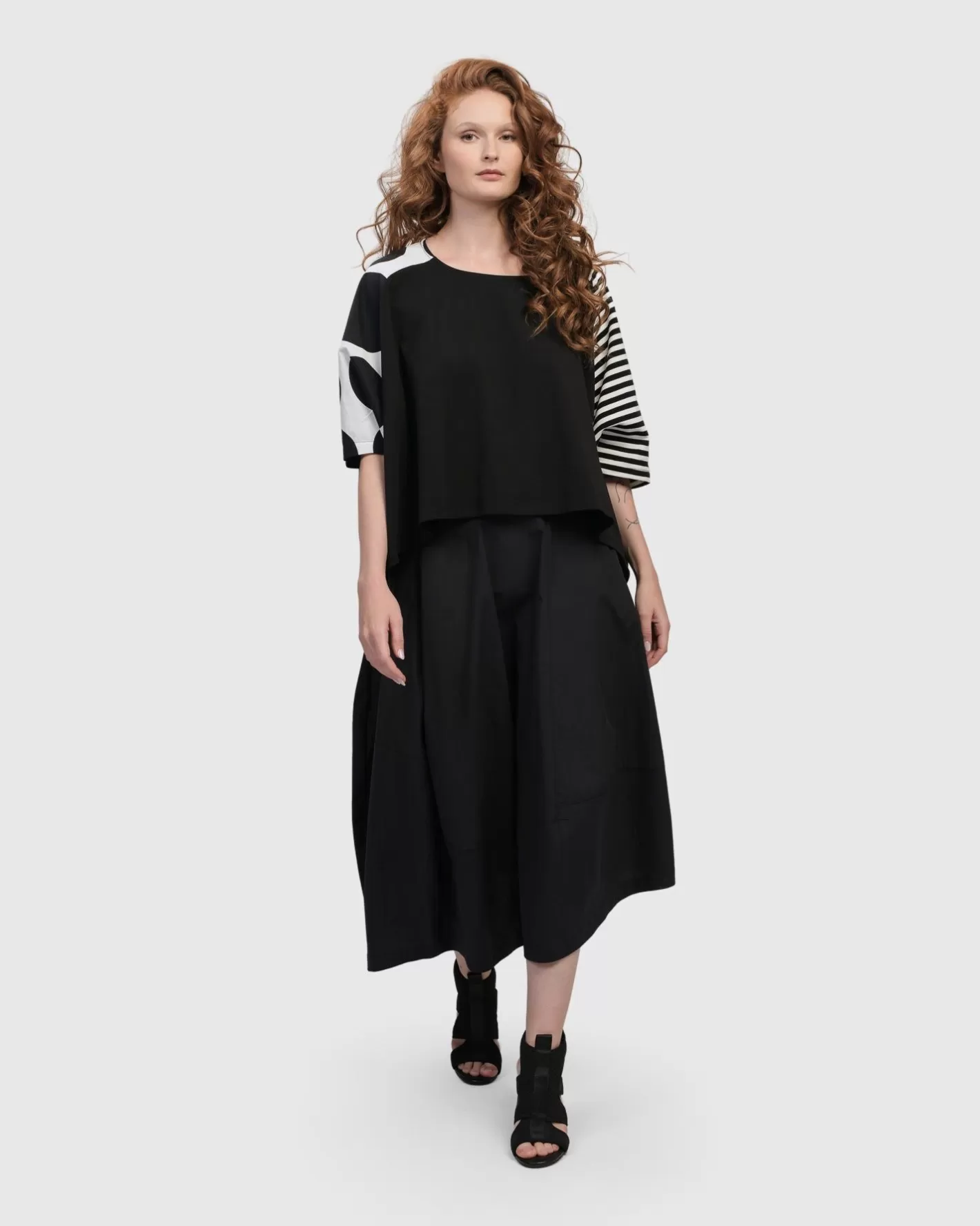 Urban Chelsea Skirt, Black-ALEMBIKA Flash Sale