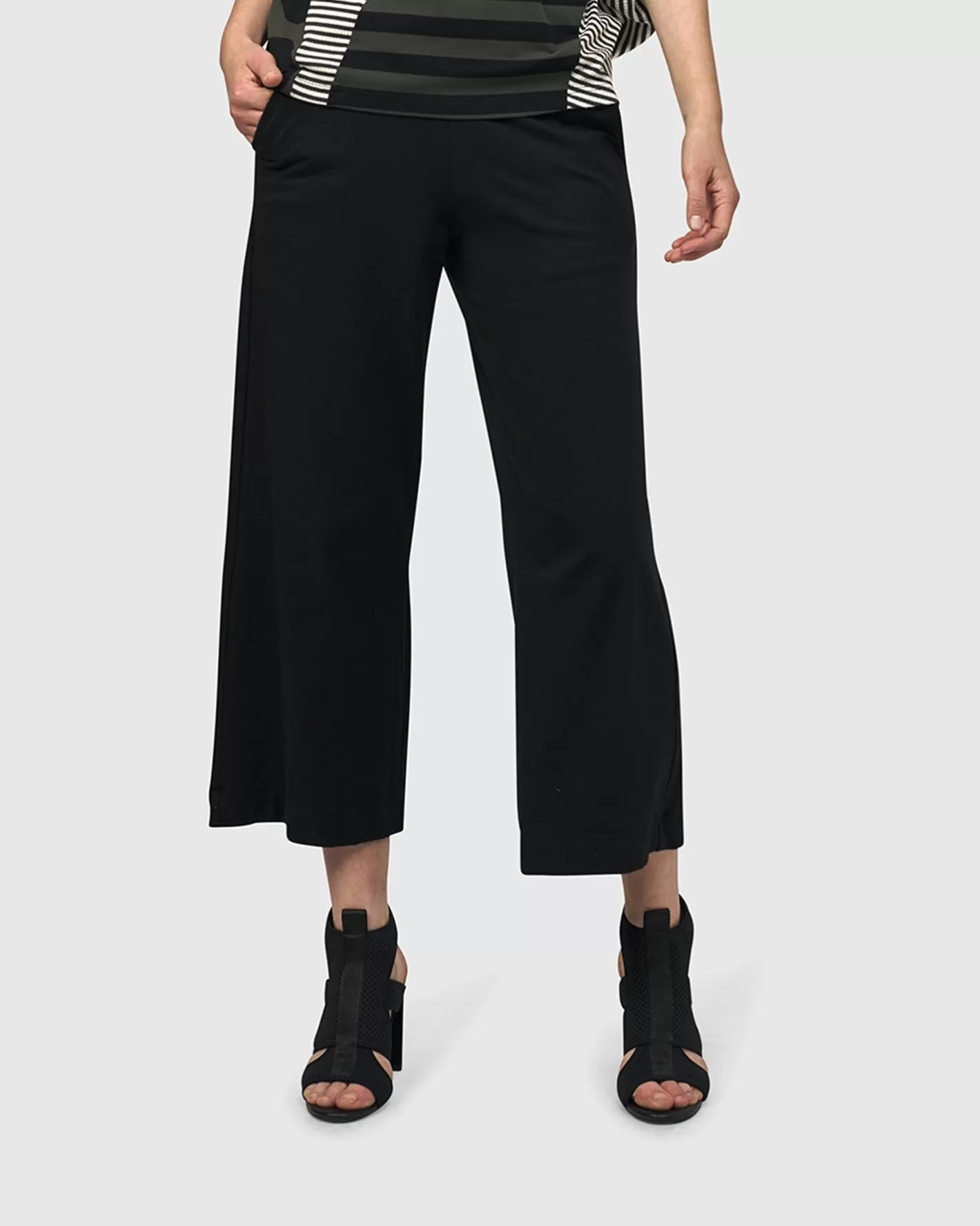 Urban Citypop Pants, Black-ALEMBIKA Hot