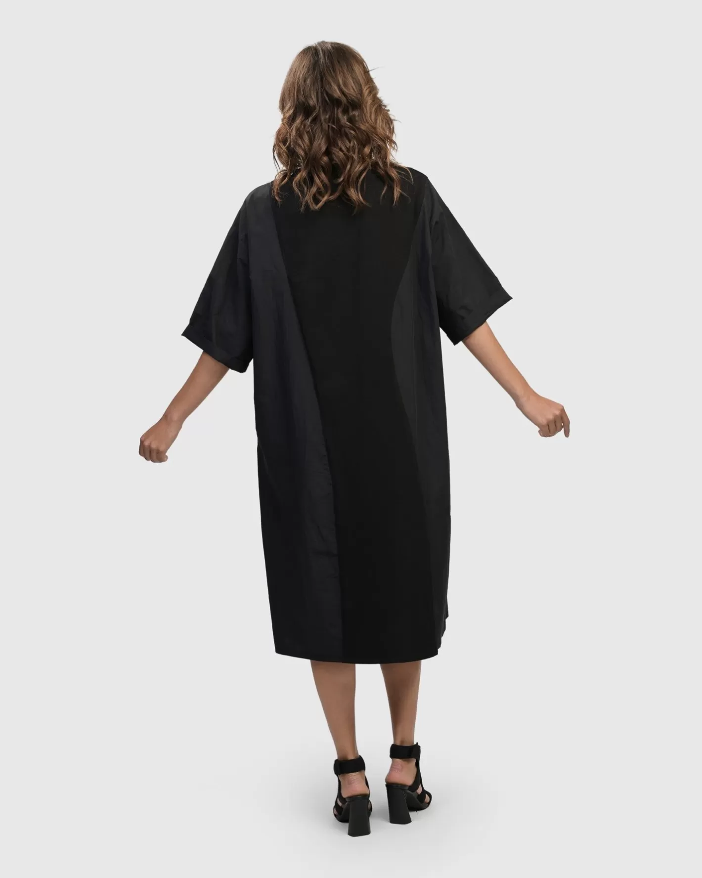 Urban Gramercy Oversized Dress, Black-ALEMBIKA Store