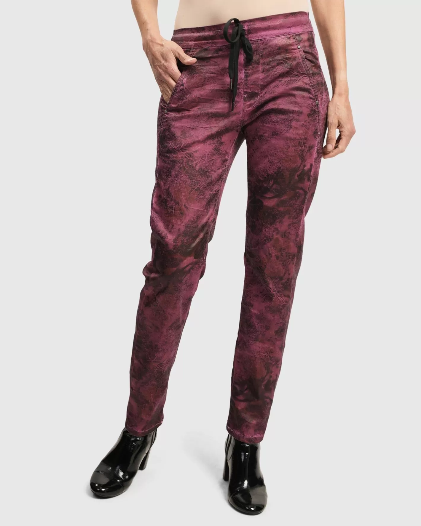 Urban Iconic Jeans Desires, Purple-ALEMBIKA Fashion