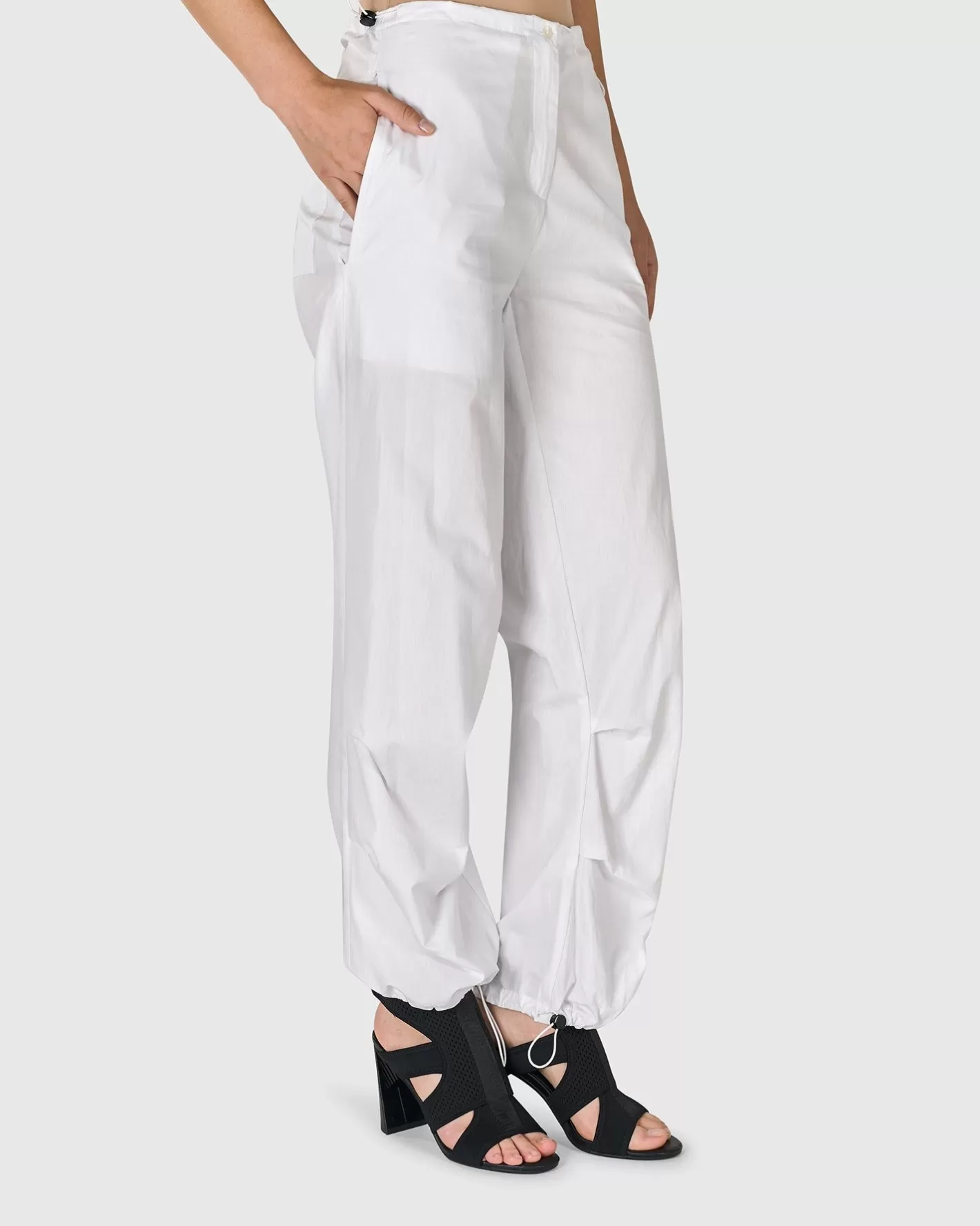 Urban Ludlow Cargo Pants, White-ALEMBIKA Shop