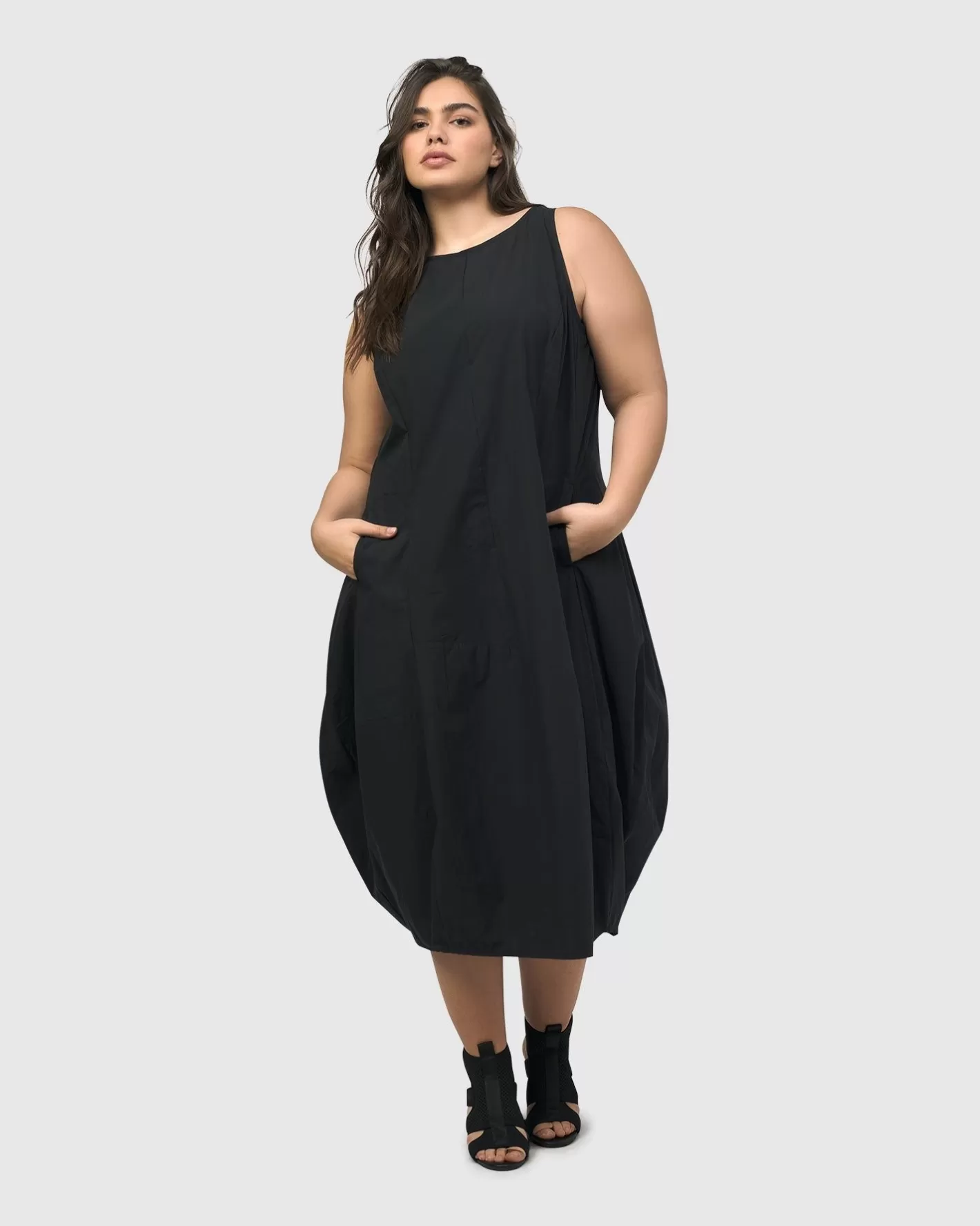 Urban Soho Sleeveless Cocoon Dress, Black-ALEMBIKA Hot