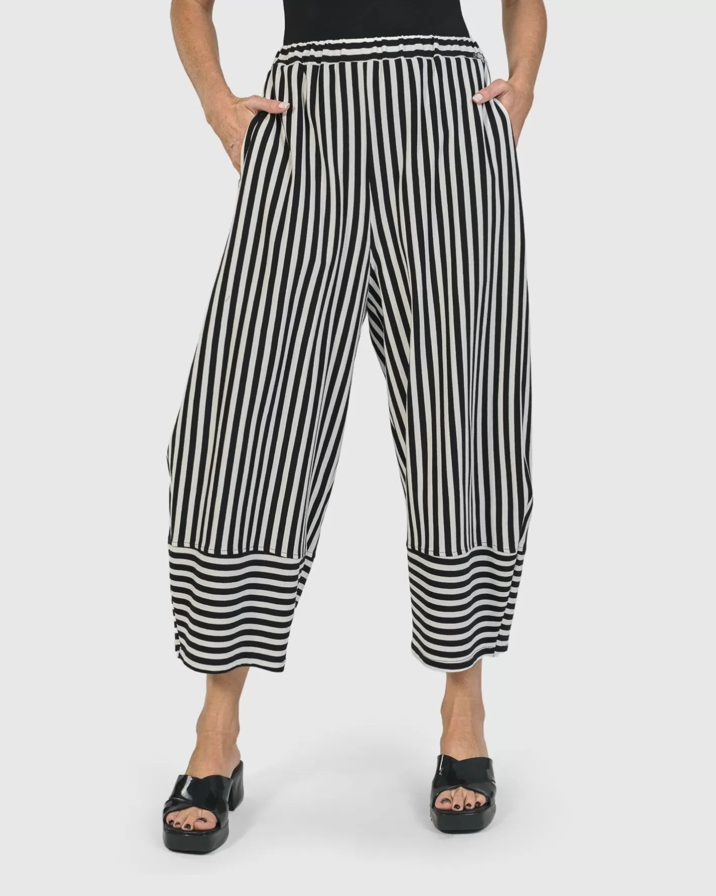 Urban Stripes Lantern Pants, Black-ALEMBIKA Hot