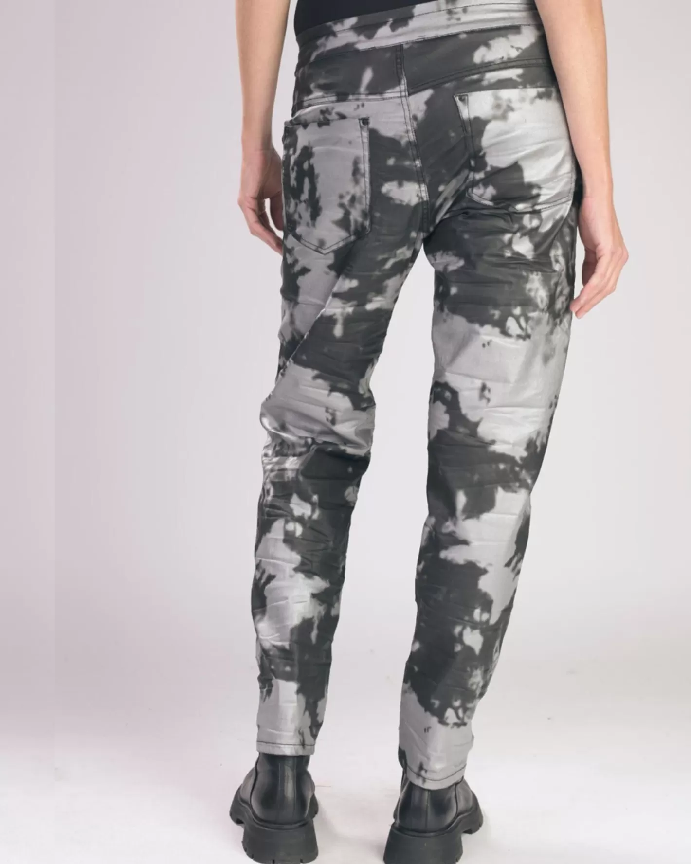 Urban Vibe Iconic Stretch Jeans, Storm-ALEMBIKA Fashion