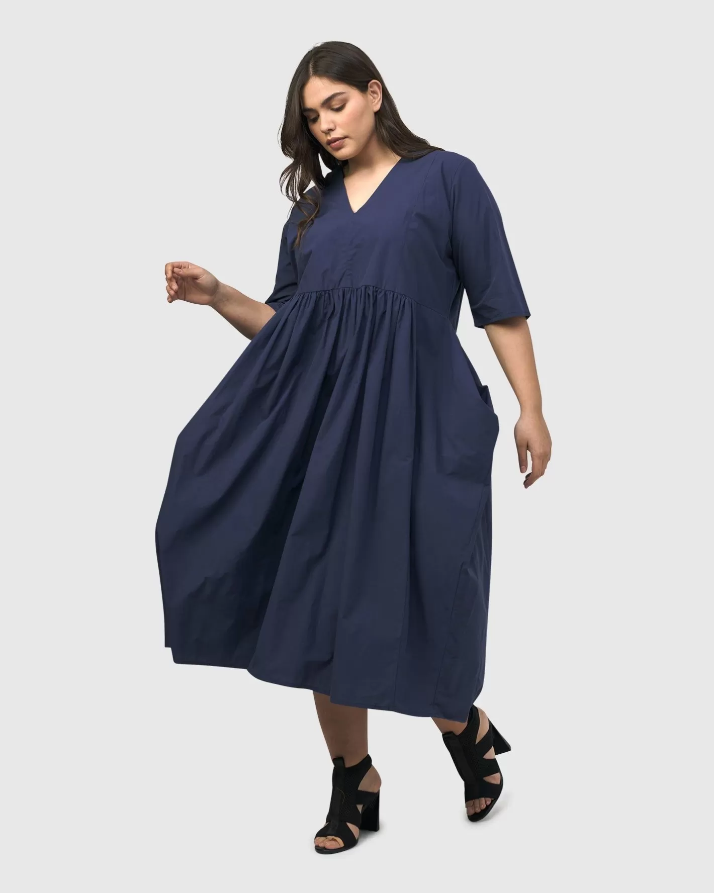 Urban Wonder Relaxed Gown, Navy-ALEMBIKA Hot